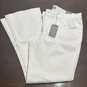 Wit & Wisdom Ivory Denim Jeans